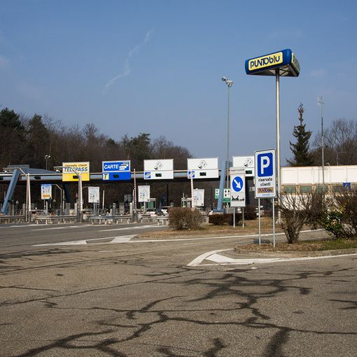 A26, chiusi temporaneamente due tratti tra Carpugnino e Arona