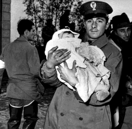 ‘Al servizio del Paese', la storia della Polizia di Stato in 500 scatti
