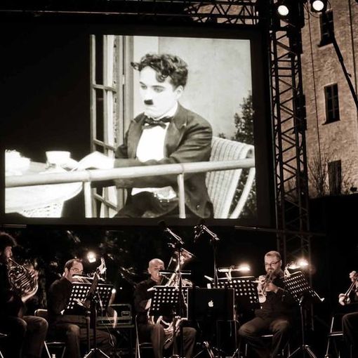 Mergozzo Si Nota, stasera il concerto degli Spilimbras ispirato al cinema muto