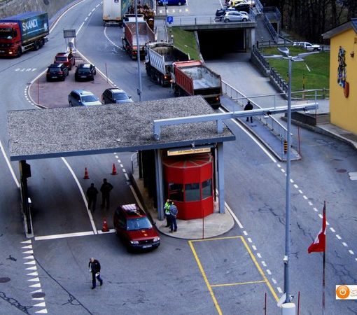 Il posto di confine di Gondo, Svizzera
