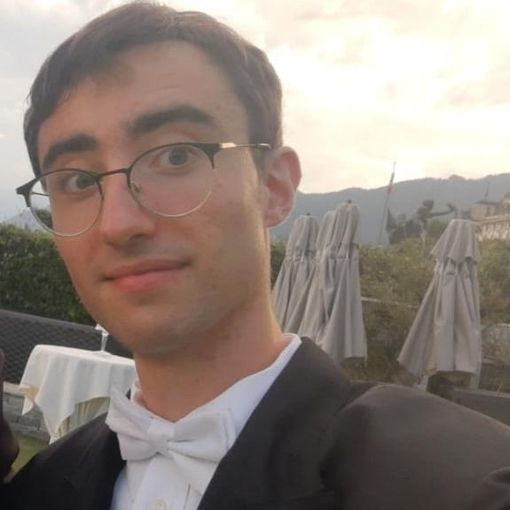 Da Varese a Stresa, Davide Pozzoni verso il suo sogno: servire in sala in una struttura prestigiosa