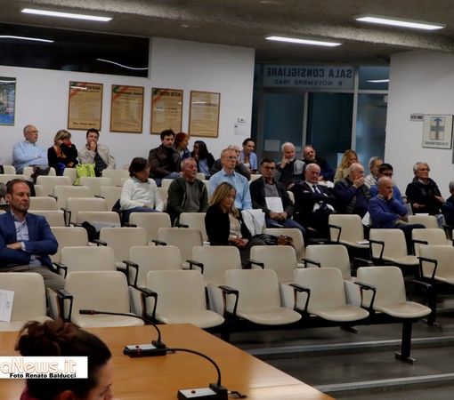 ''La montagna verso il voto'', incontro ieri sera a Villadossola