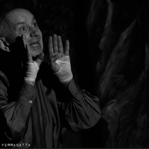 Giovanni Mongiano in scena a Malesco con il suo &quot;No!Pirandello NO!&quot;
