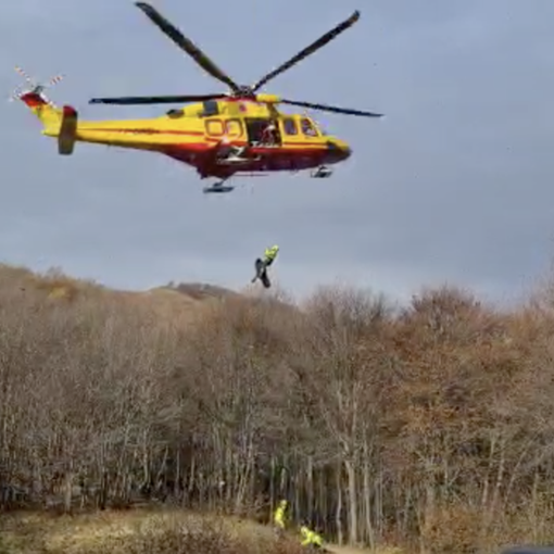 Cacciatore bergamasco stroncato da un malore nei boschi di Trarego. VIDEO