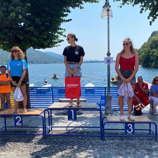 In quattrocento per la traversata del Lago di Mergozzo