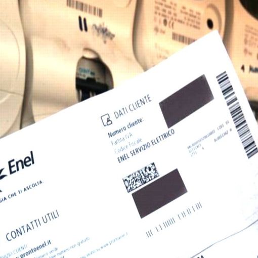 Federconsumatori: &quot;Ogni famiglia spenderà 400 euro in più all'anno per luce e gas&quot;