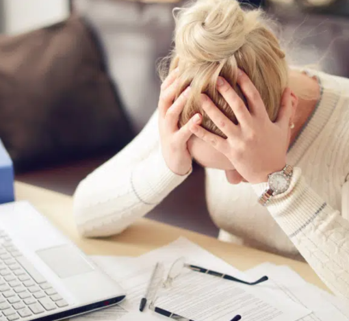 La depressione? Dipende anche dal posto in cui lavoriamo (soprattutto per le donne)