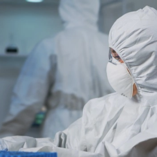 Contagi Omicron, in Svizzera cresce la preoccupazione