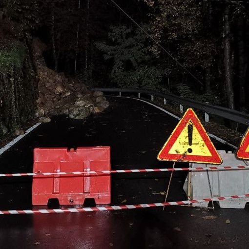 Frana in Valle Anzasca, chiusa la provinciale per Anzino