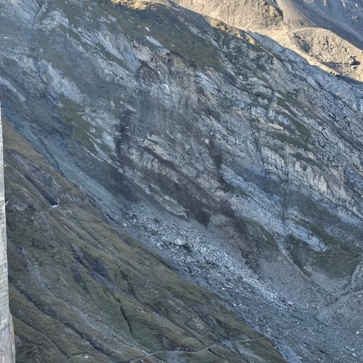 Formazza, un testimone racconta di non aver più visto due persone sul sentiero dopo la frana