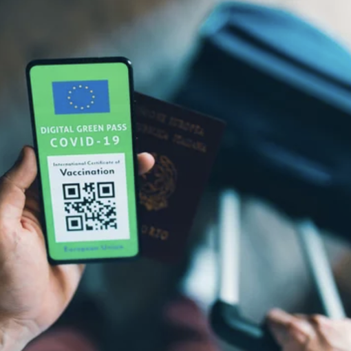 Green Pass, i chiarimenti del Viminale: ecco quando gli esercenti possono controllare l'identità