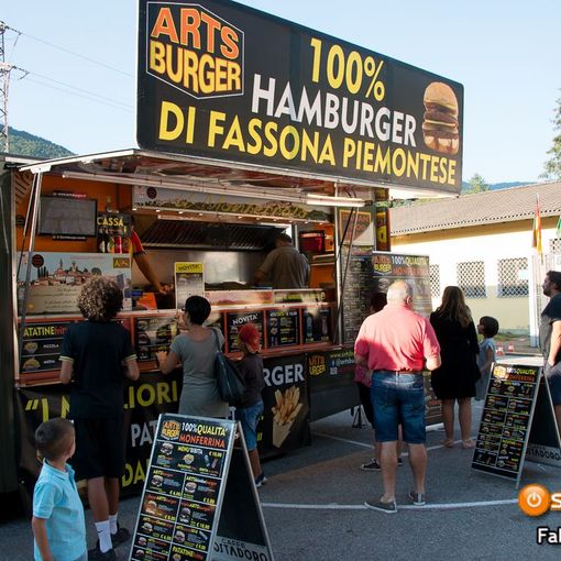 A Omegna dal 25 al 27 giugno il Rolling Truck Street Food Festival