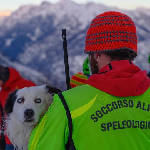 Alto rischio di valanghe: il Soccorso Alpino invita alla massima prudenza
