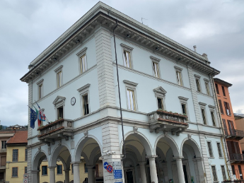 A Omegna 4 candidati alla poltrona di primo cittadino e 10 liste