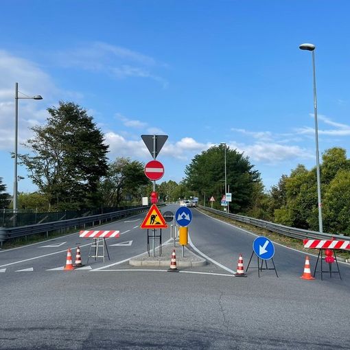 Lavori iniziati, chiuso il ponte di ferro di Sesto Calende