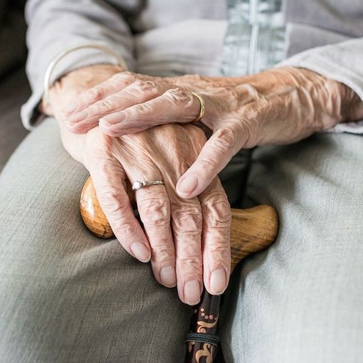 Riforma dei Nuclei Alzheimer Temporanei, le Rsa: &quot;Meno assistenza e rette più alte&quot;