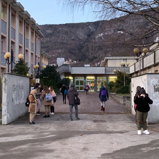 Pd all'attacco della Provincia sulle aule prefabbricate: “Spesa esagerata, scelta poco dignitosa verso gli studenti”