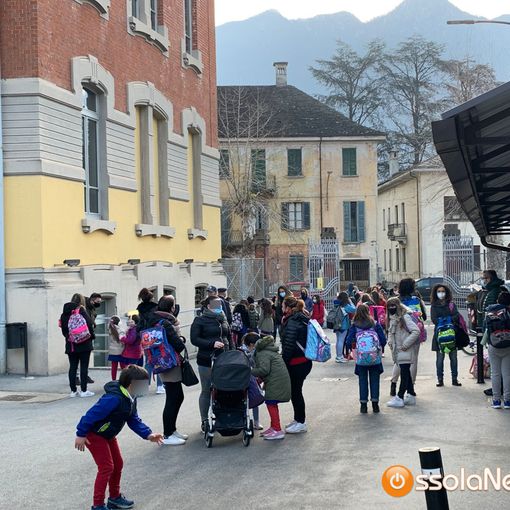 La Regione scrive al ministero per capire a chi sarà data la possibilità di richiedere scuola in presenza per i propri figli