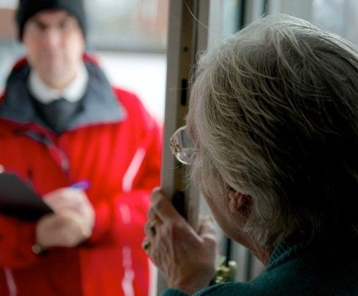 Truffe agli anziani, la prevenzione è la miglior difesa: i consigli utili dei carabinieri