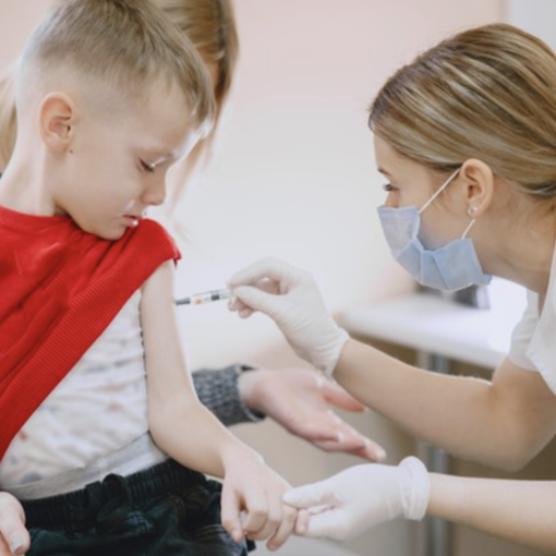 Vaccinazioni pediatriche: la Regione scrive ai genitori di bambini tra i 5 e gli 11 anni