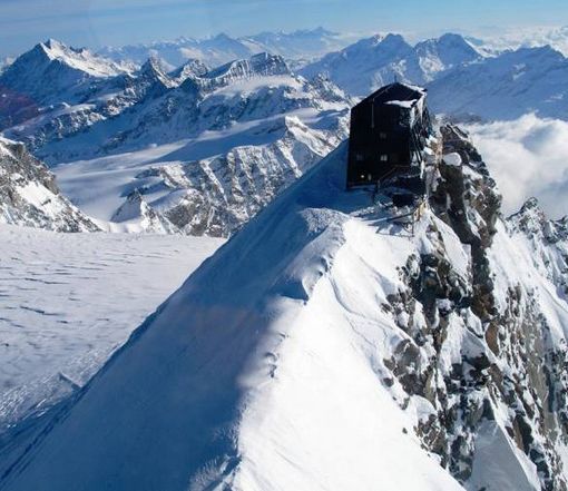 Capanna Margherita, buon margine di sicurezza per gli alpinisti