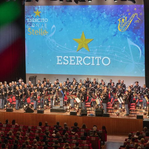 La magia del cinema in musica: la banda dell’esercito in concerto al Maggiore