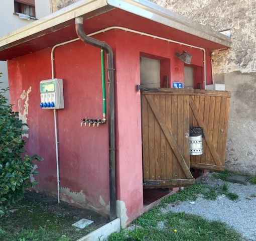 Bagni pubblici in piazza Resistenza: appello della minoranza per miglioramenti