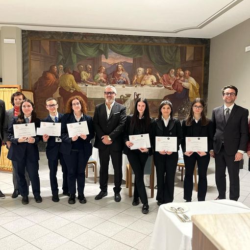 Consegnate sei borse di studio agli allievi dell'istituto Maggia