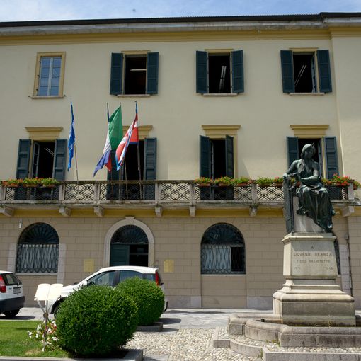 Elezioni a Cannobio, il sindaco uscente Gianmaria Minazzi sfida Dario Ferrari