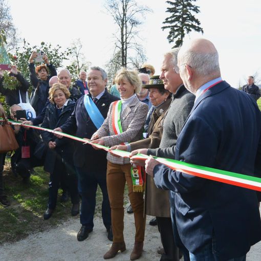 Inaugurato il parco delle camelie Piero Hillebrand FOTO