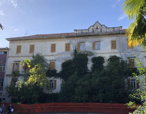 Una quarantina di appartamenti sul campetto dei Salesiani a Intra