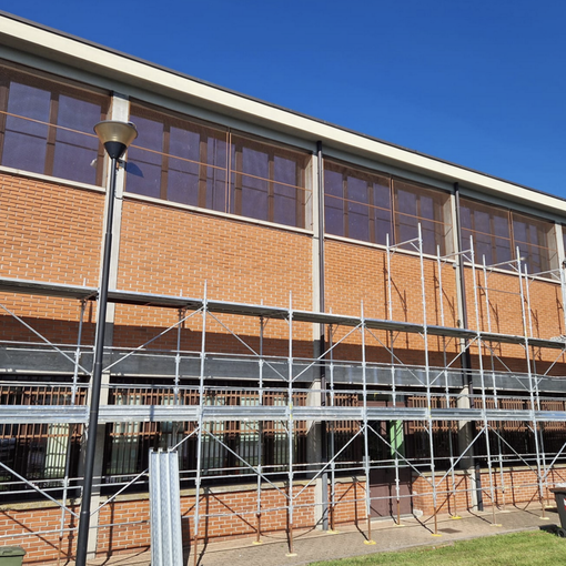 Al via il cantiere alla palestra delle scuole di Baveno