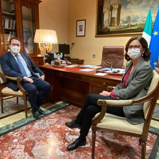 Incontro tra Uncem e il ministro degli affari regionali, Bussone: “Impegno condiviso per ridurre le sperequazioni territoriali”