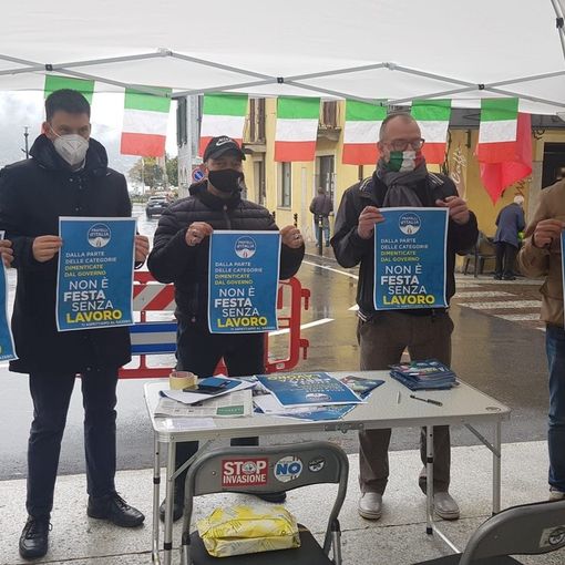 Flash mob di Fratelli d'Italia contro le restrizioni del coprifuoco