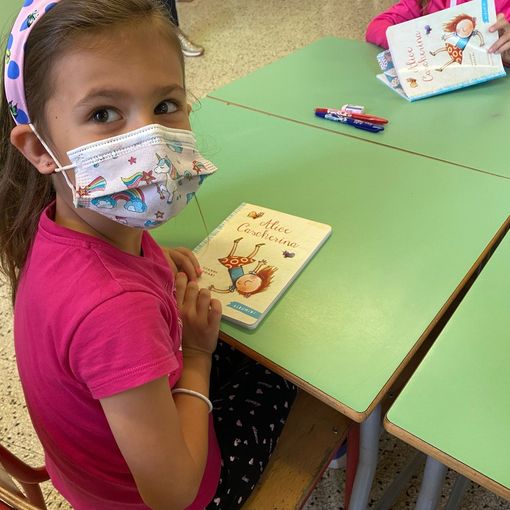 Nati per leggere, anche ai bambini del Beltrami di Omegna il libro di Gianni Rodari