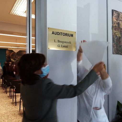 Dedicata ai due storici presidi l’aula magna del Ferrini Franzosini