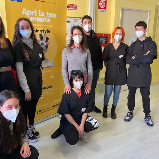 Belli Pettinati, prima “cliente” per l'iniziativa benefica di Enaip Omegna