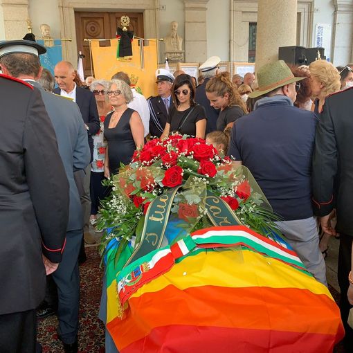 Omegna si è fermata per l'ultimo saluto al suo sindaco