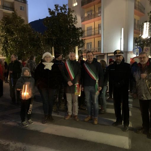 E' tornata la magia della &quot;Marcia dei Lanternitt&quot;