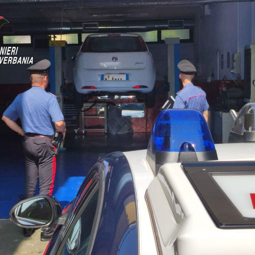 Auto revisionate senza responsabile tecnico e veicoli modificati abusivamente