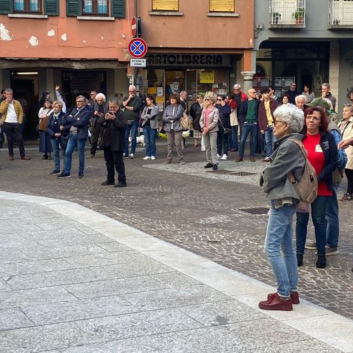 Un 25 Aprile in silenzio: Omegna ricorda senza festa
