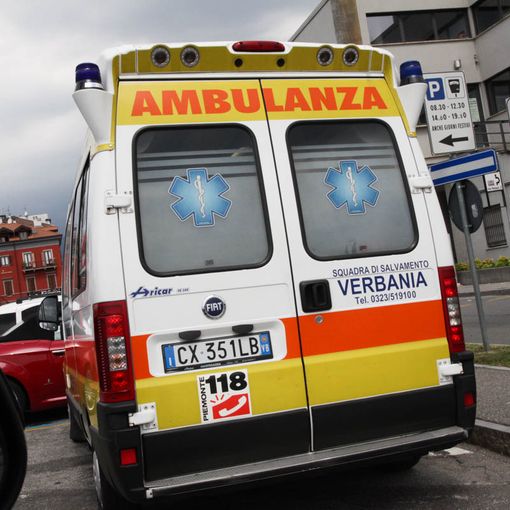 Verbania, scontro tra una moto e un'auto nei pressi di Villa Taranto
