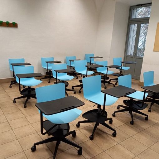 Banchi a rotelle? &quot;Arrivati a chi li ha richiesti. Ma il problema sono le aule&quot;