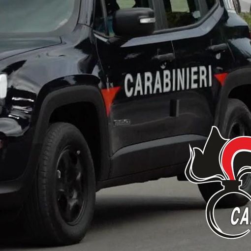 In auto con un coltello, denunciato 26enne di Verbania