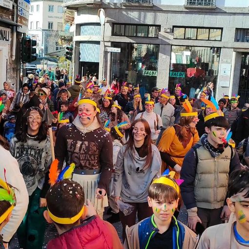 Carnevale Omegnese, trionfa il carro dell'oratorio FOTO