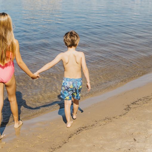 Protezione solare per bambini: come scegliere la crema giusta