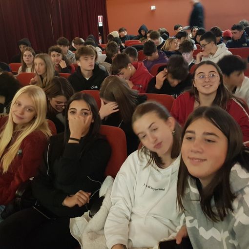 Gli studenti di Omegna protagonisti della colletta alimentare