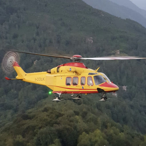 Precipita per 20 metri a Madonna del Sasso, grave una donna