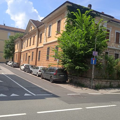 Il rilancio del parcheggio all’ex caserma innesca la prima polemica di mandato