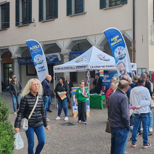 A Verbania raccolte 200 firme a sostegno di Salvini per il caso Open Arms